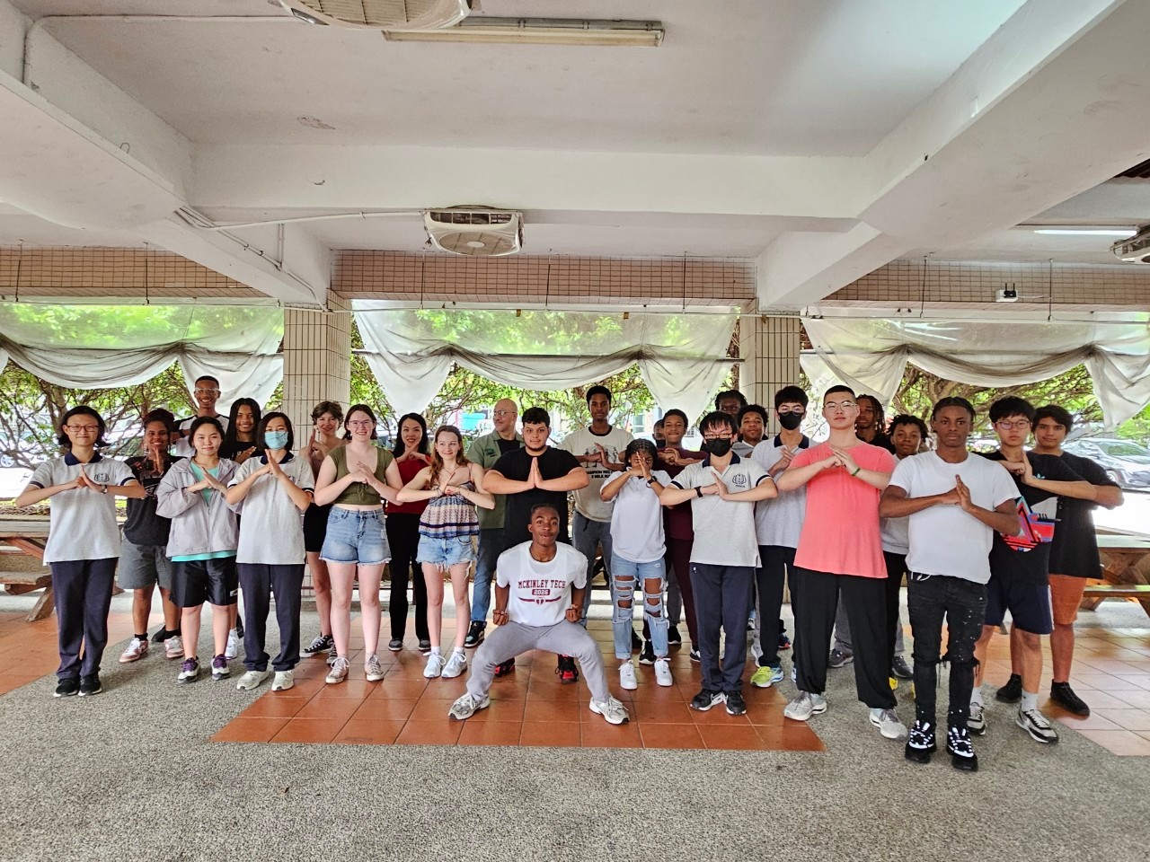 武術學生與華府學生切磋